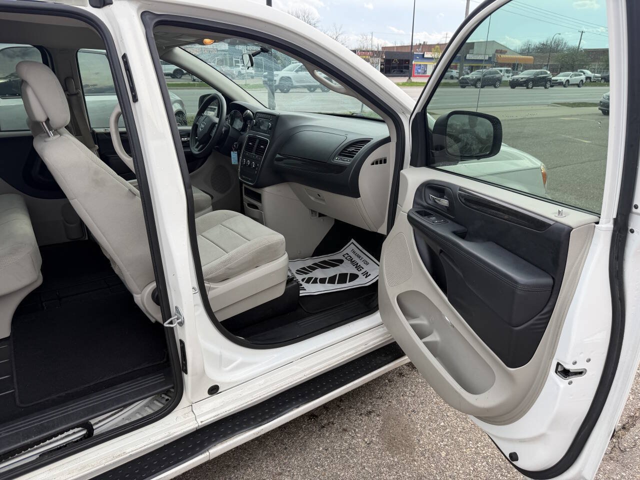 Used 2013 Dodge Grand Caravan American Value Package FWD image 20