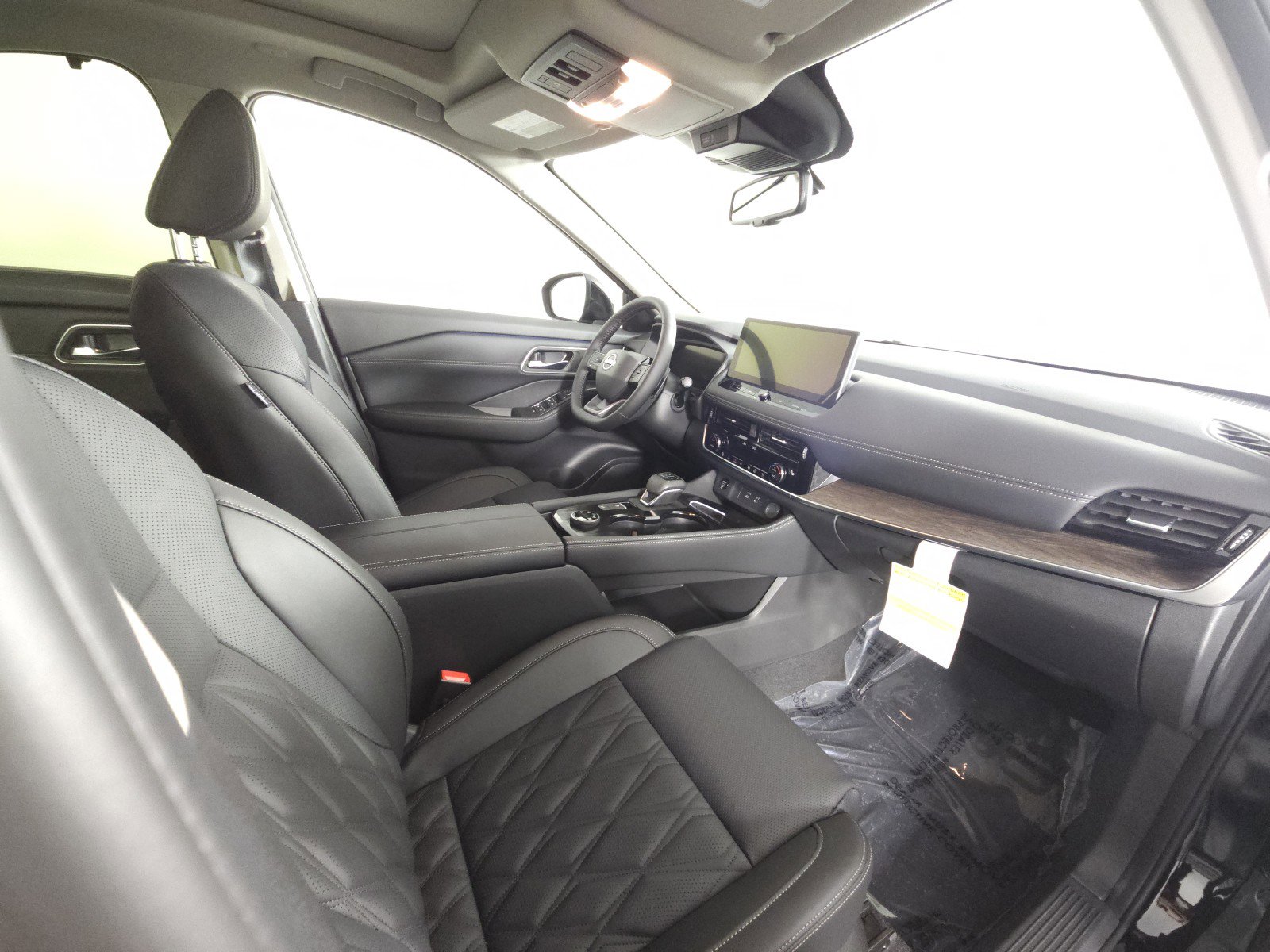 New 2026 Nissan Rogue Platinum w/ Platinum Premium Package image 14
