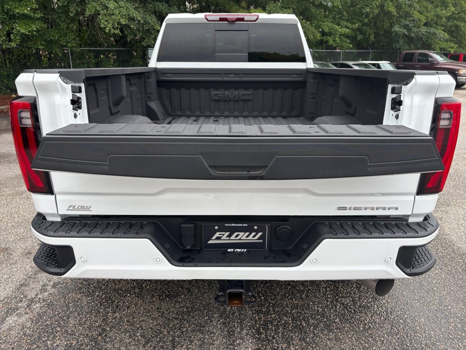 Certified 2025 GMC Sierra 3500 Denali w/ Denali Reserve Package AWD/4WD image 14