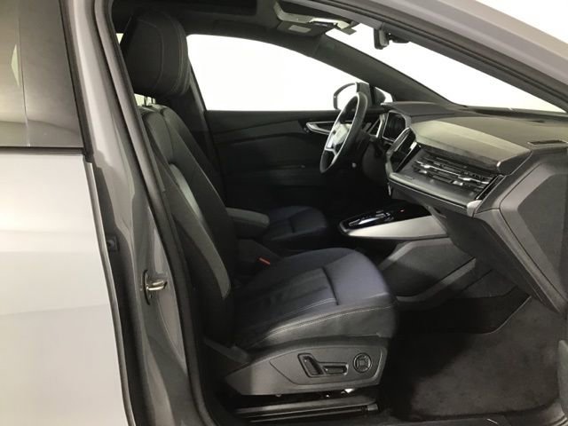Certified 2024 Audi Q4 e-tron Premium Plus w/ Premium Plus image 26