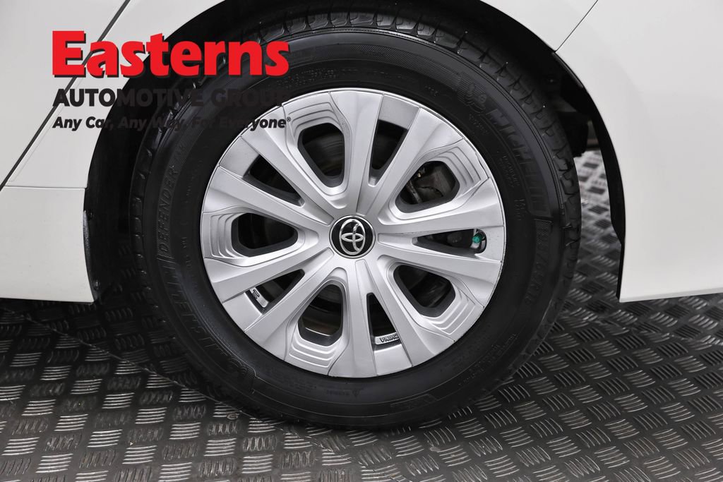 Used 2020 Toyota Prius Prime LE w/ Carpet Mat Package FWD image 32