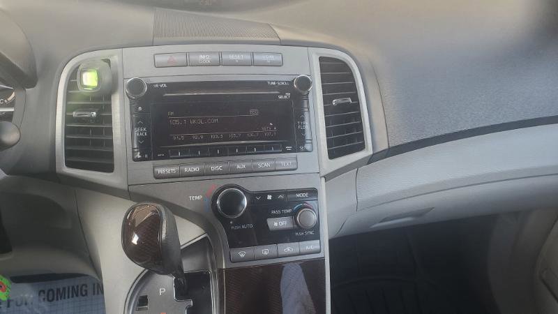 Used 2012 Toyota Venza LE image 29