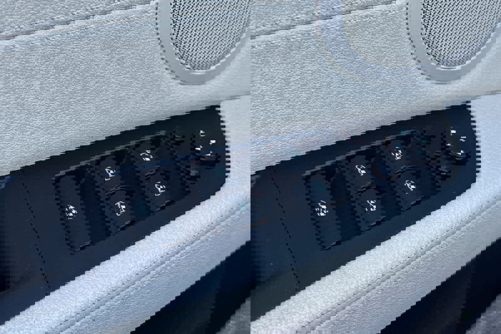 Used 2015 BMW Z4 sDrive35is image 13