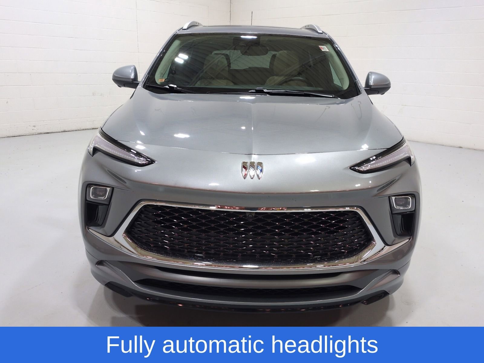 Used 2024 Buick Encore GX Avenir w/ Avenir Technology Package AWD/4WD image 8