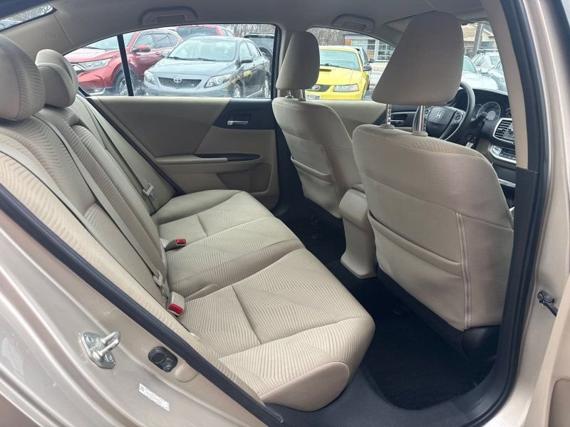 Used 2014 Honda Accord LX image 19