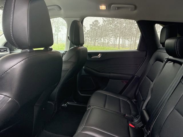 Used 2022 Ford Escape SEL image 22