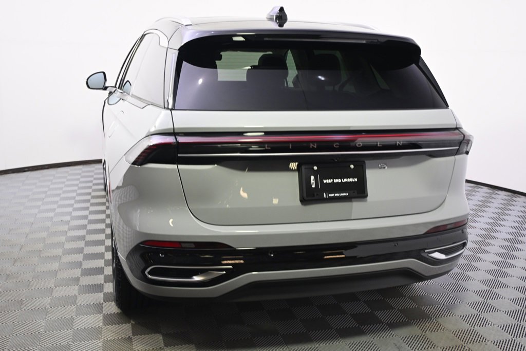 New 2026 Lincoln Nautilus Black Label image 4