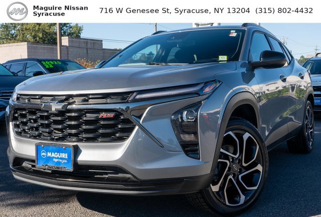 Used 2025 Chevrolet Trax RS w/ Driver Confidence Package