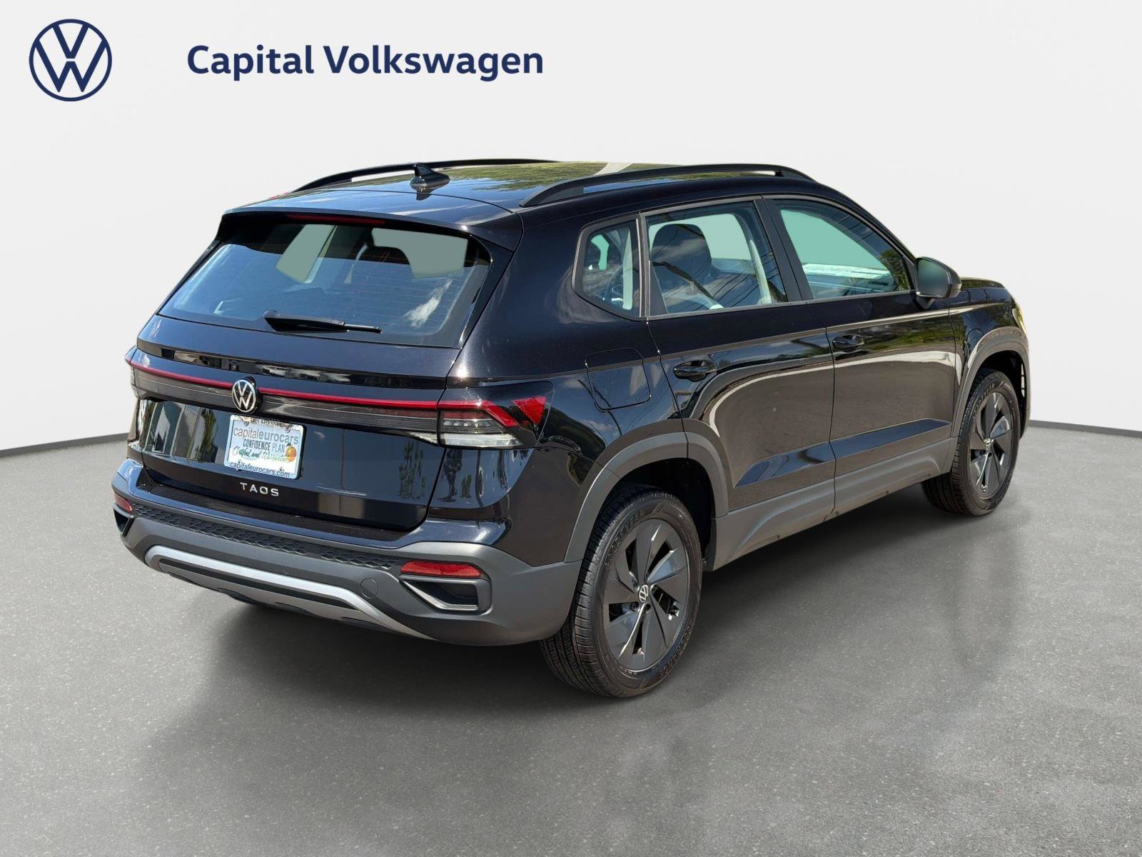 Used 2025 Volkswagen Taos S image 6