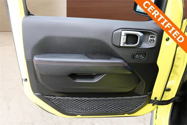 Used 2023 Jeep Gladiator Mojave w/ Cold Weather Group image 10