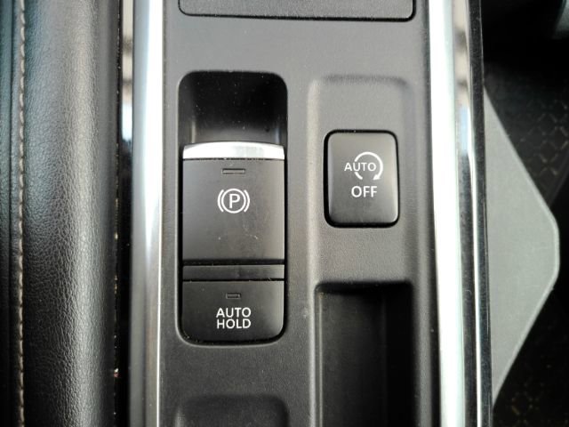 Used 2022 Nissan Pathfinder SL w/ SL Black Package image 49