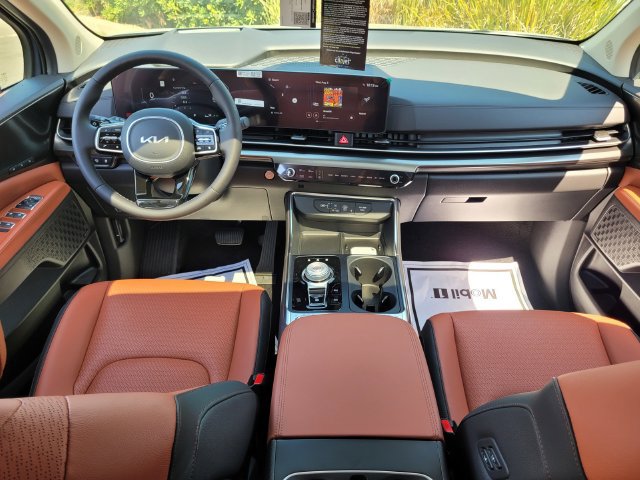 New 2026 Kia Carnival SX Prestige FWD image 7