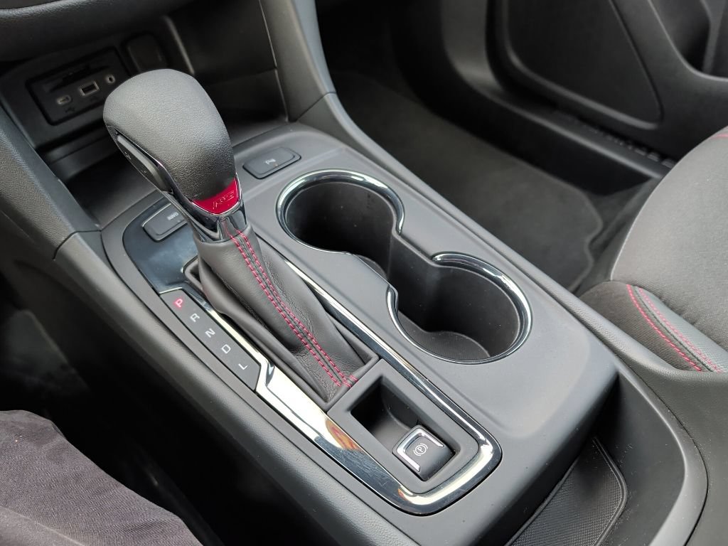 Used 2023 Chevrolet Equinox RS AWD/4WD image 19