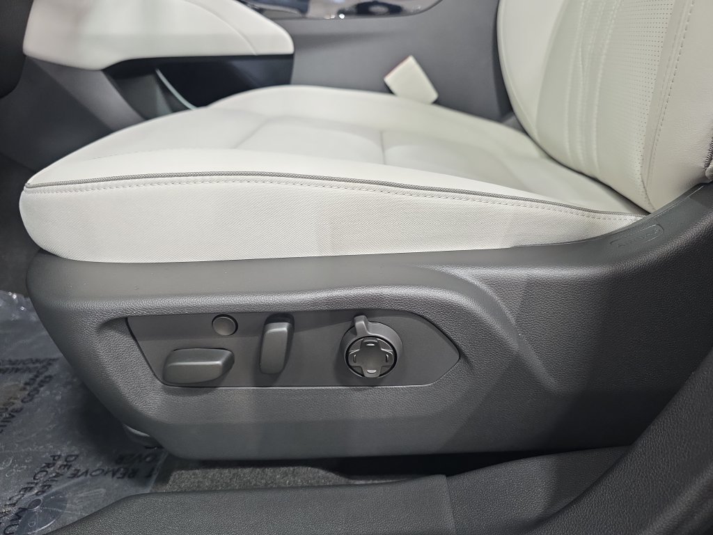 New 2026 Buick Envision Avenir AWD/4WD image 30