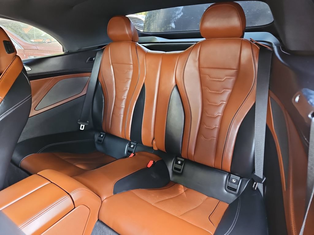 Used 2024 BMW M850i xDrive Convertible AWD/4WD image 31