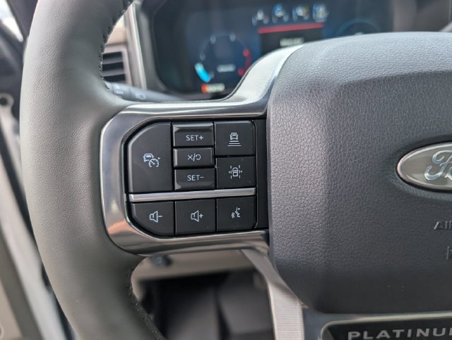 New 2027 Ford F250 Platinum w/ Platinum Plus Package AWD/4WD image 16