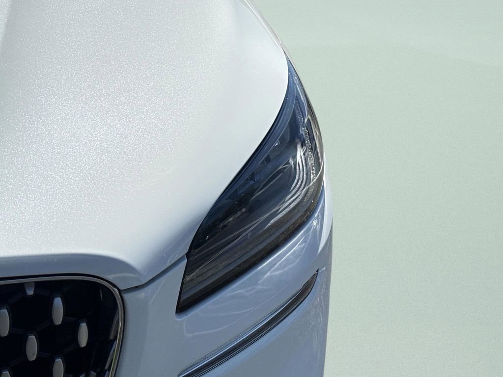 Used 2020 Lincoln Corsair FWD w/ Premium Package image 17