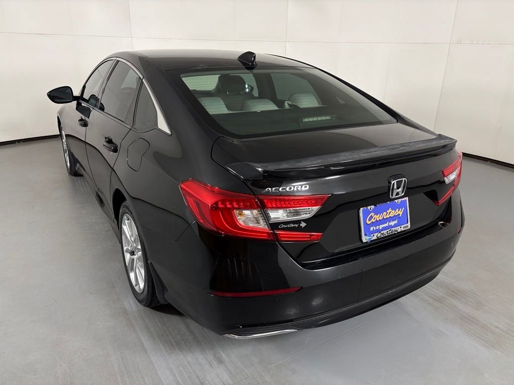 Used 2018 Honda Accord LX image 6