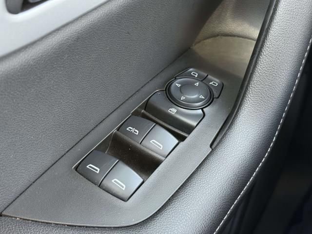 Used 2025 Chevrolet Blazer LT AWD/4WD image 17