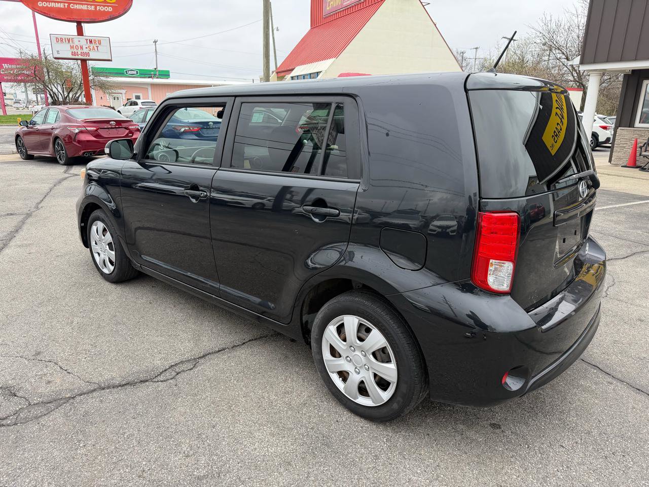 Used 2015 Scion xB image 9