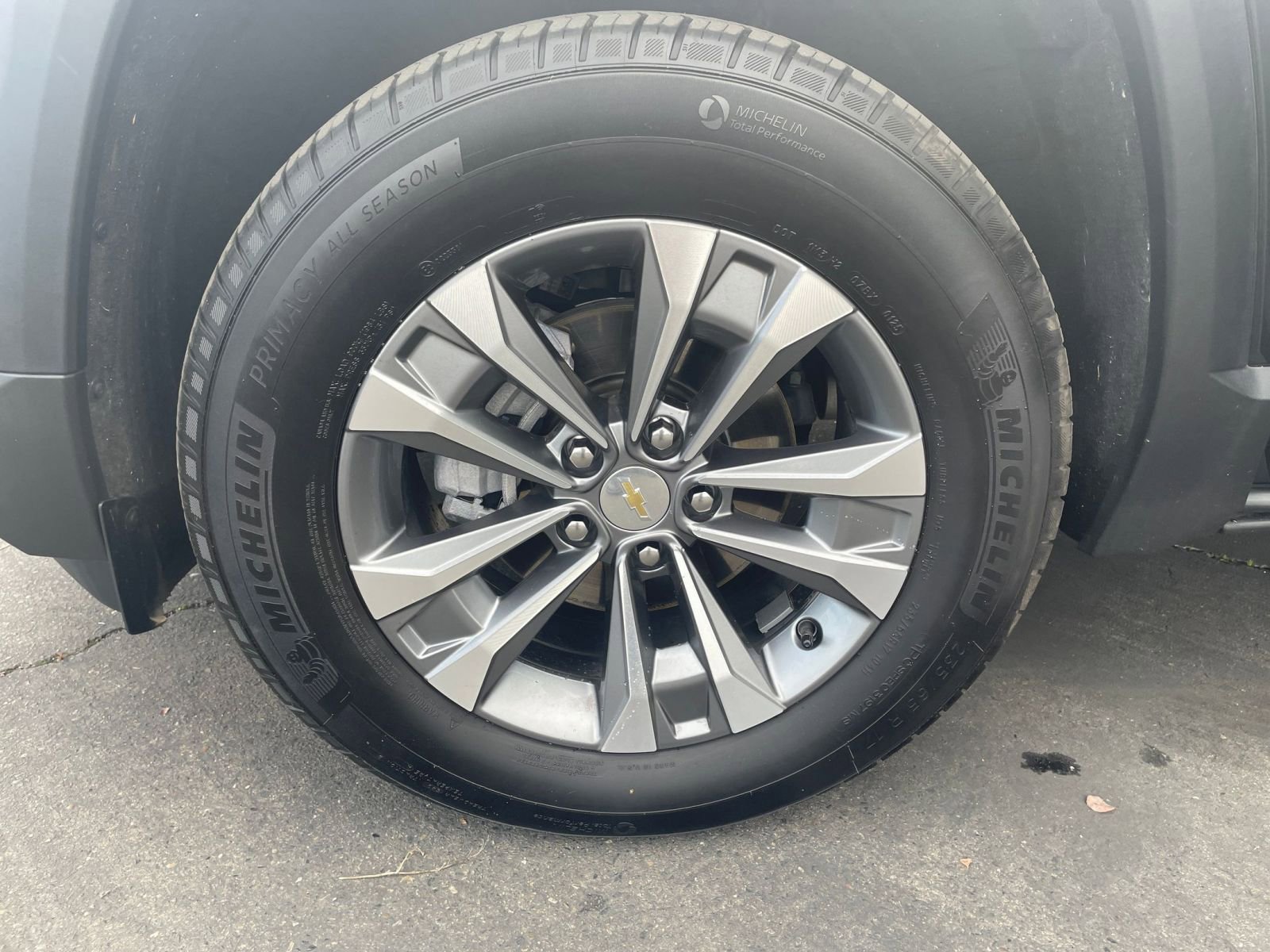 Used 2025 Chevrolet Equinox LT image 23