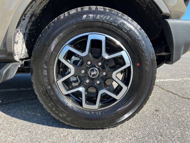 Used 2025 Ford Bronco Outer Banks AWD/4WD image 14