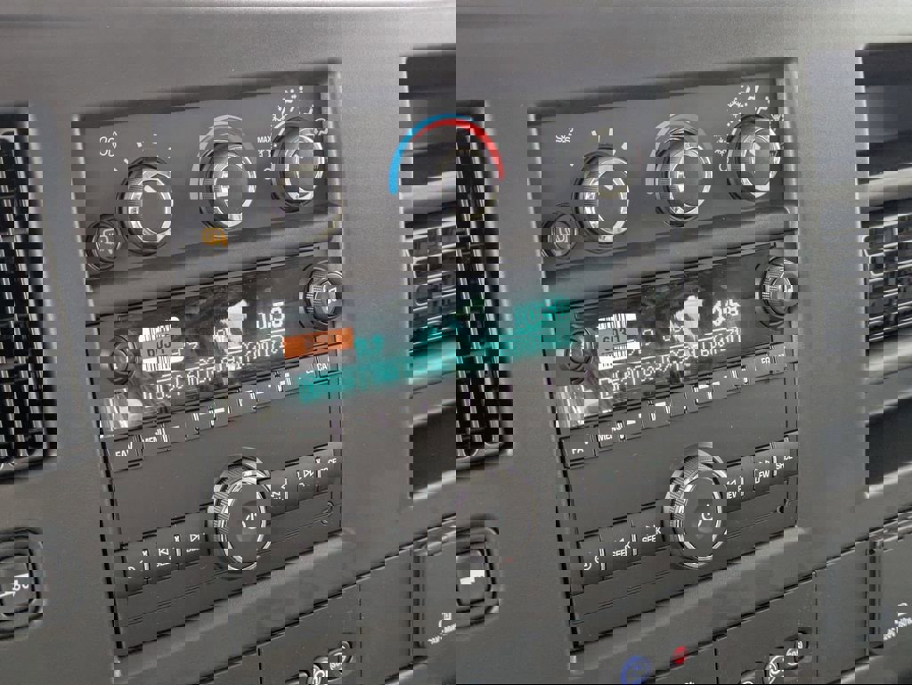 New 2025 Chevrolet Express 2500 w/ Driver Convenience Package image 21