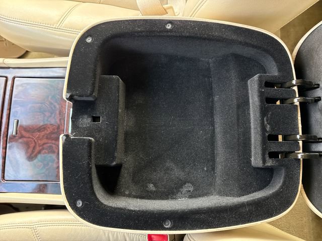 Used 2008 Cadillac Escalade EXT image 24