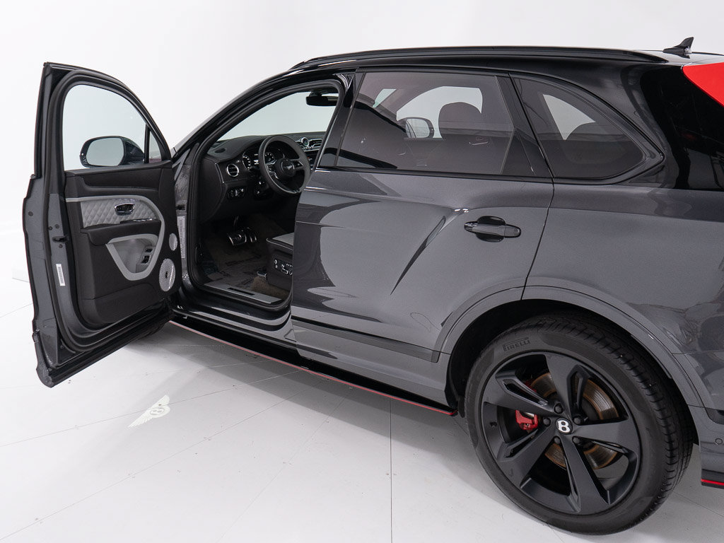 Certified 2022 Bentley Bentayga AWD/4WD image 9