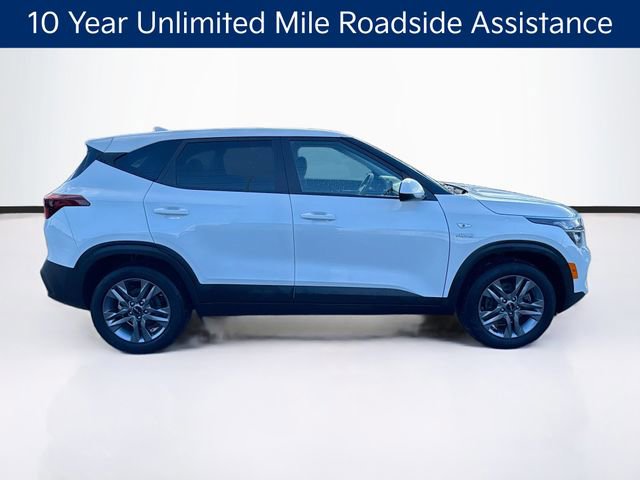 Used 2023 Kia Seltos LX image 8