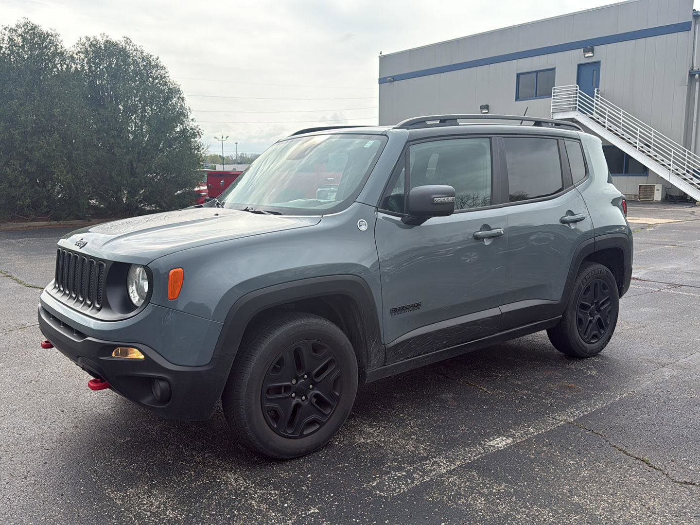 Used 2017 Jeep Renegade Trailhawk image 18