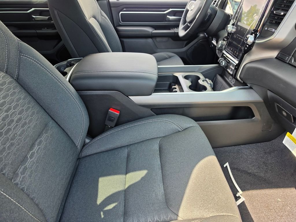 New 2026 RAM 1500 Big Horn AWD/4WD image 12