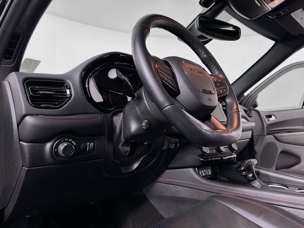 Used 2025 Dodge Durango GT image 25