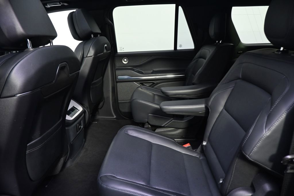 New 2025 Lincoln Navigator L Reserve w/ Jet Appearance Package image 21