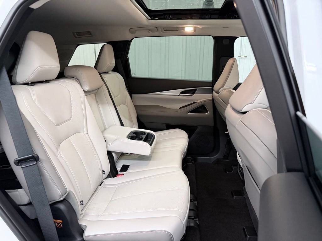 New 2027 INFINITI QX60 Luxe FWD image 40