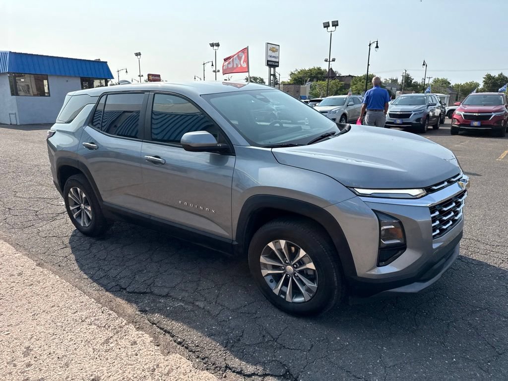 Certified 2026 Chevrolet Equinox LT AWD/4WD image 6