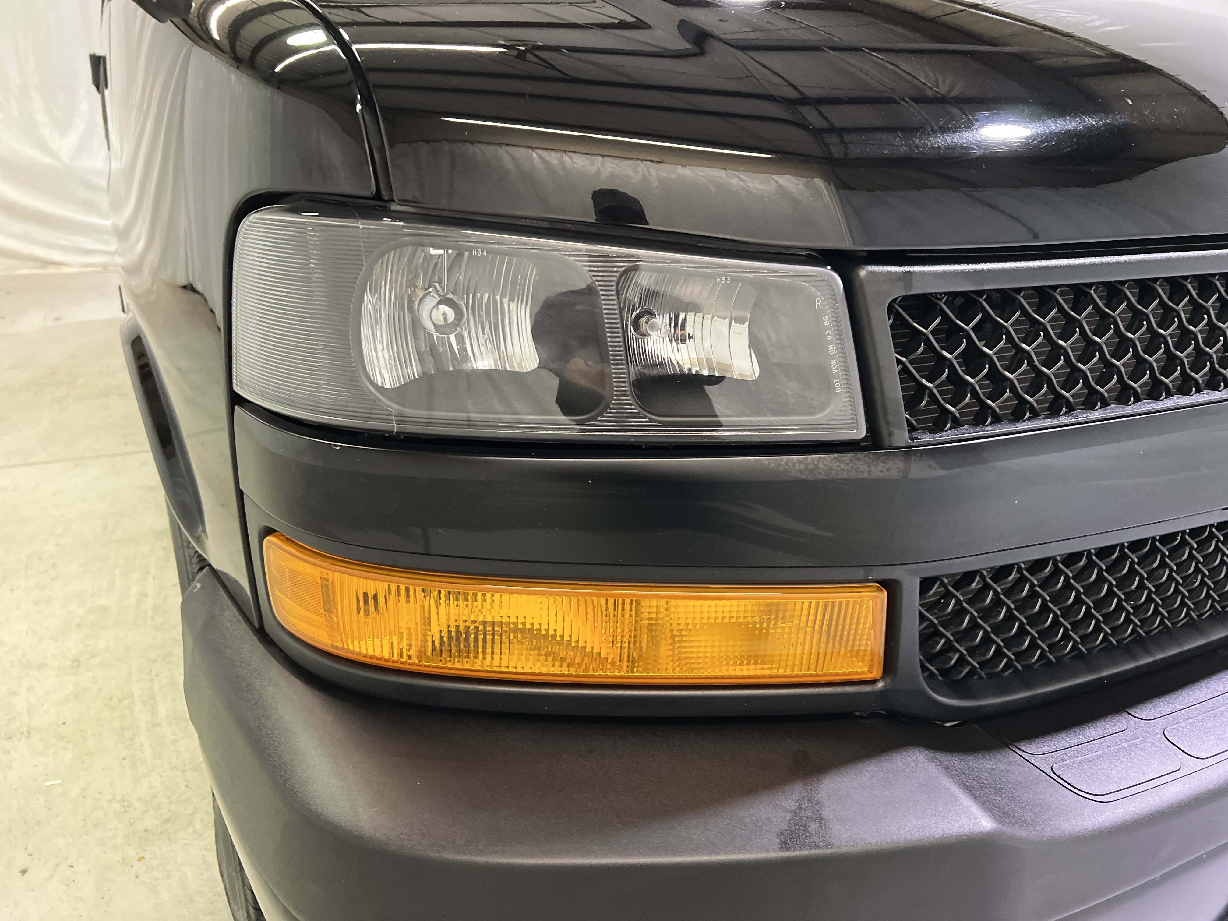 Certified 2025 Chevrolet Express 3500 LS image 5