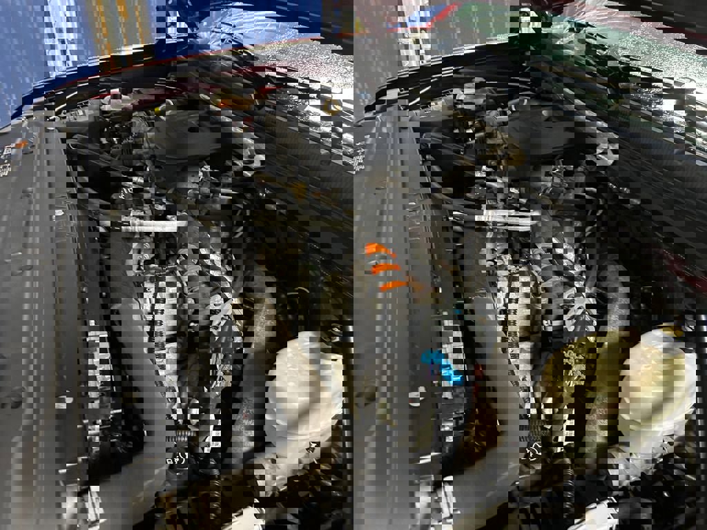 Used 2015 GMC Sierra 2500 SLT w/ Duramax Plus Package image 30