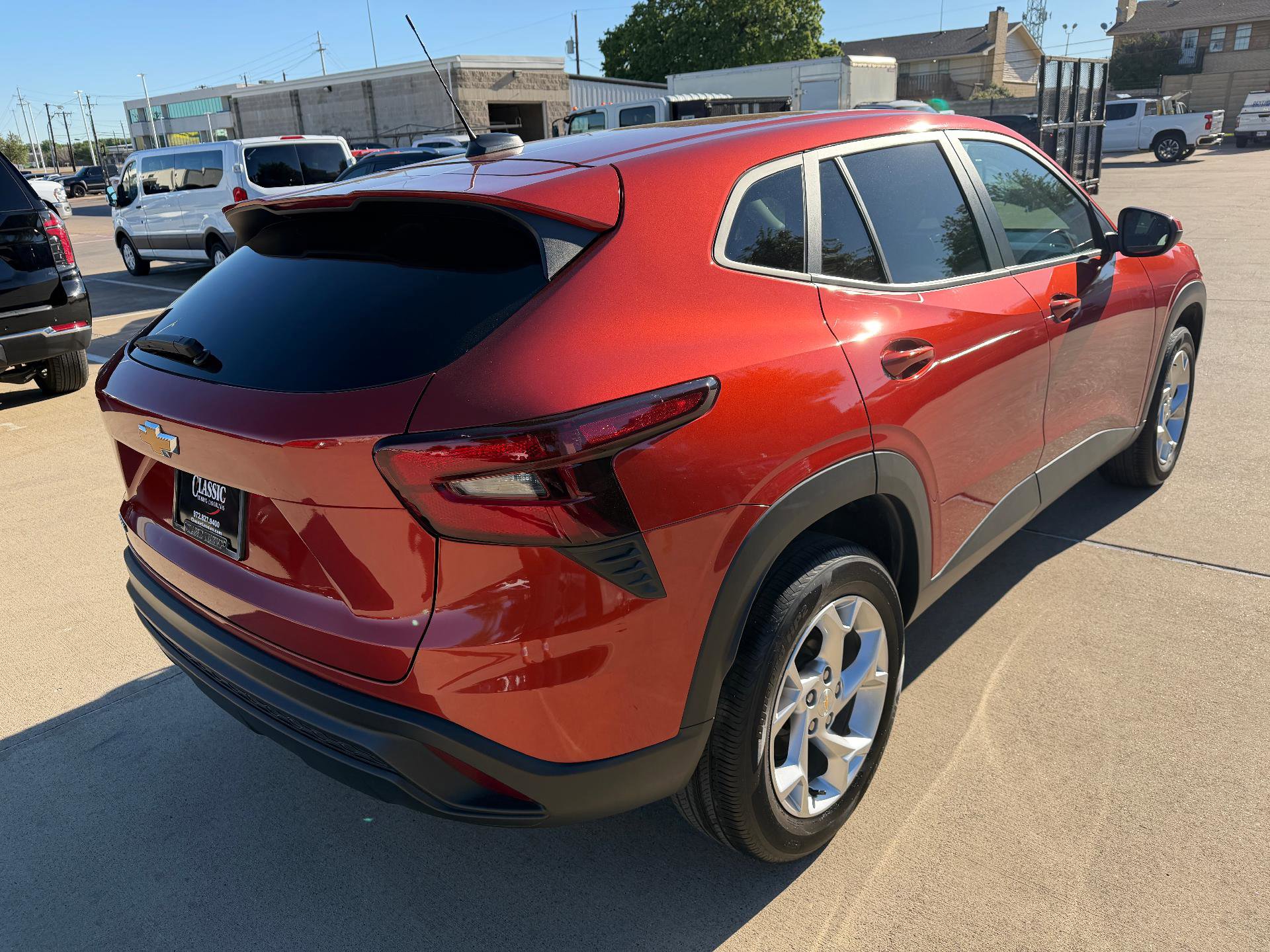 Used 2024 Chevrolet Trax LS w/ LS Convenience Package FWD image 6
