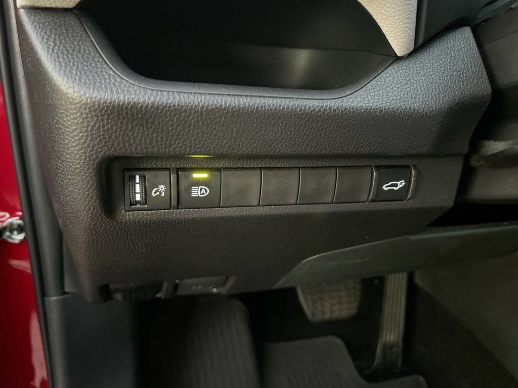 Certified 2025 Toyota RAV4 XLE w/ Convenience Package FWD image 14