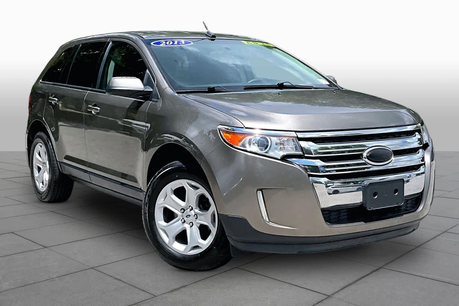Used 2013 Ford Edge SEL FWD image 3