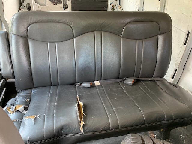 Used 2014 GMC Savana 1500 image 22