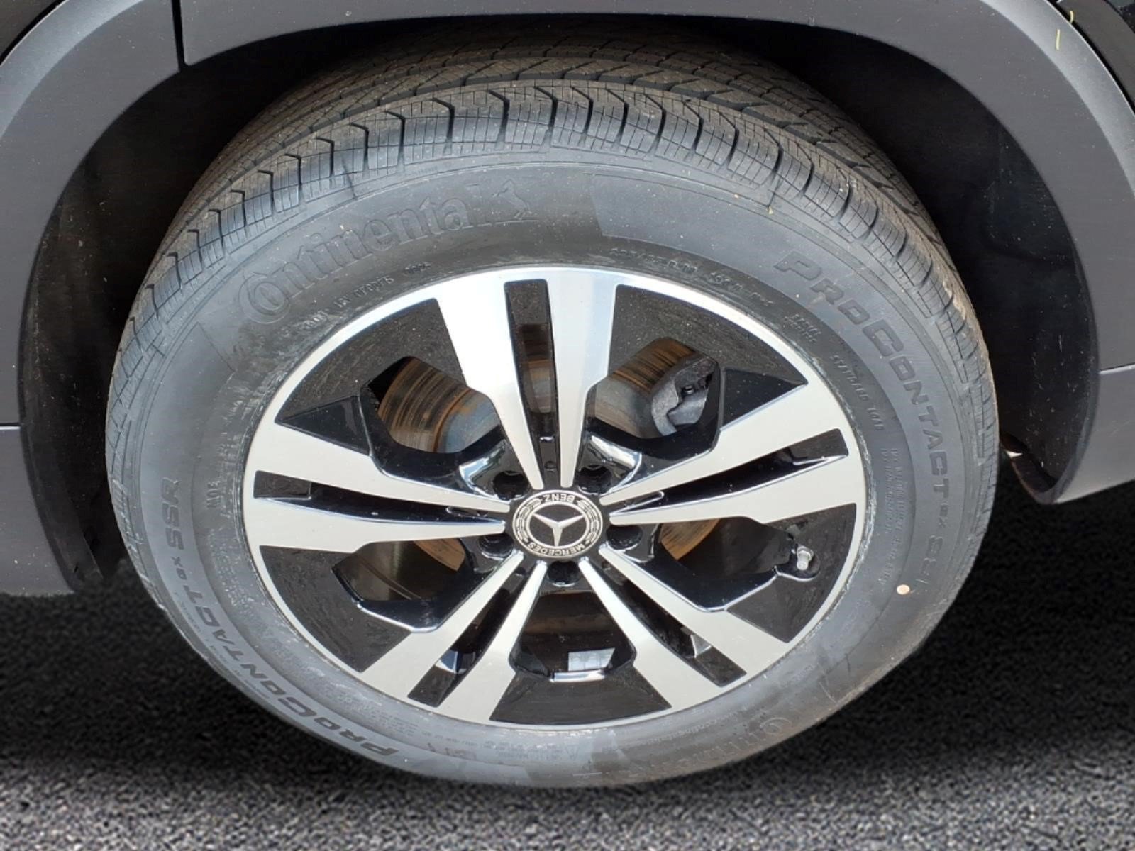 Certified 2025 Mercedes-Benz GLB 250 4MATIC image 9
