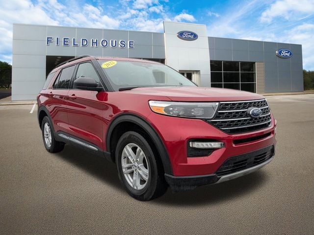 Used 2022 Ford Explorer XLT w/ Equipment Group 202A image 8