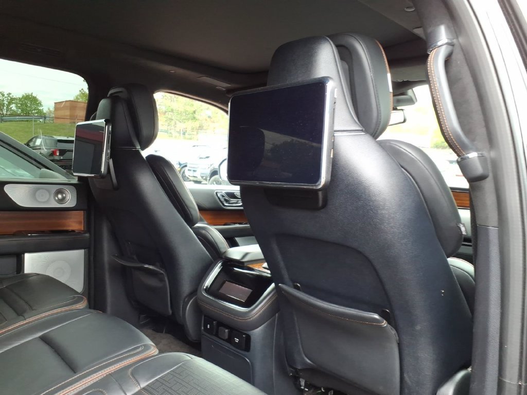 Certified 2023 Lincoln Navigator L Black Label AWD/4WD image 8