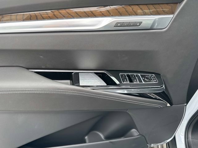 New 2026 Cadillac Escalade Platinum Sport w/ LPO, ONYX Package image 16