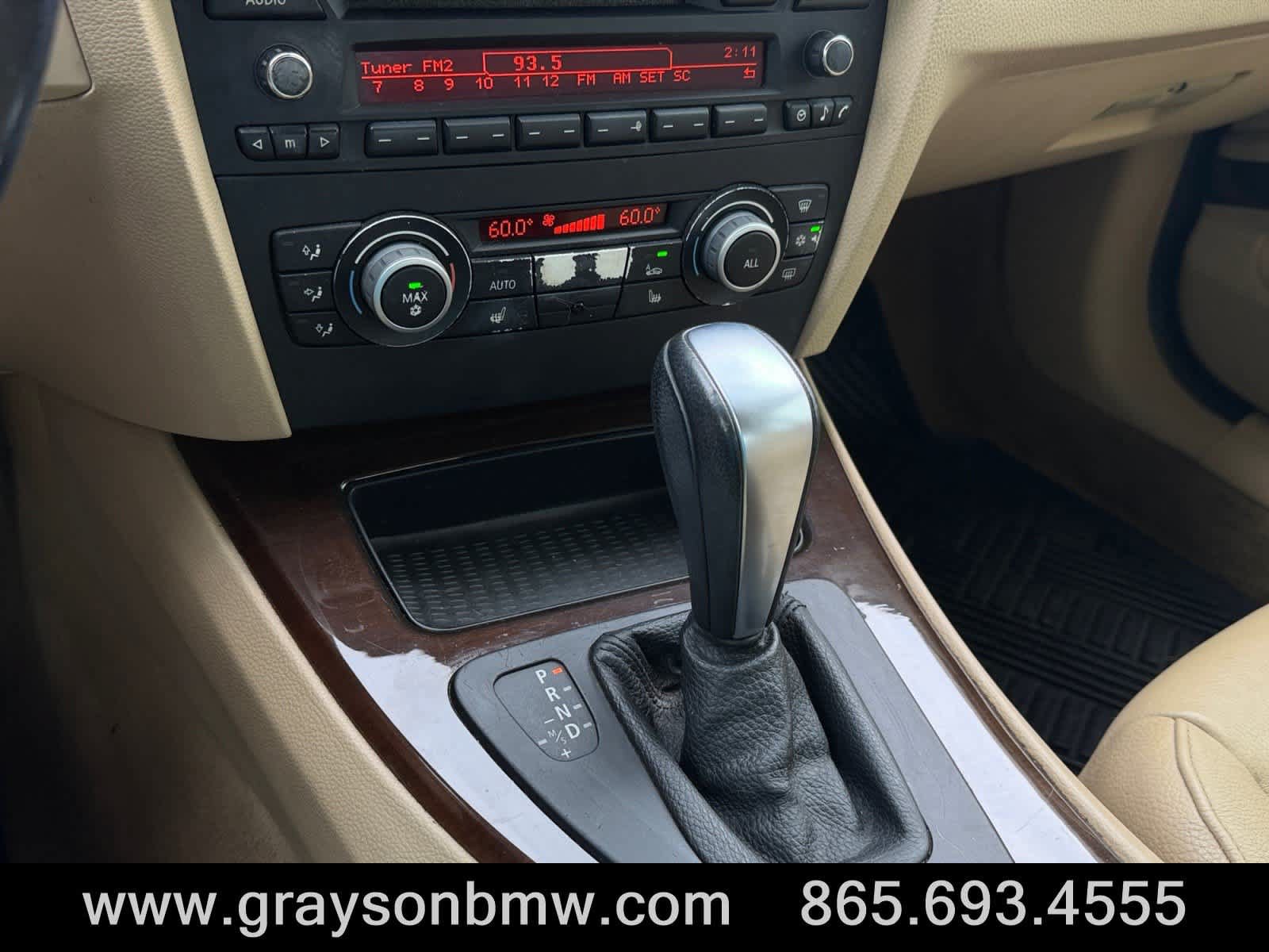 Used 2011 BMW 328i Sedan RWD image 25
