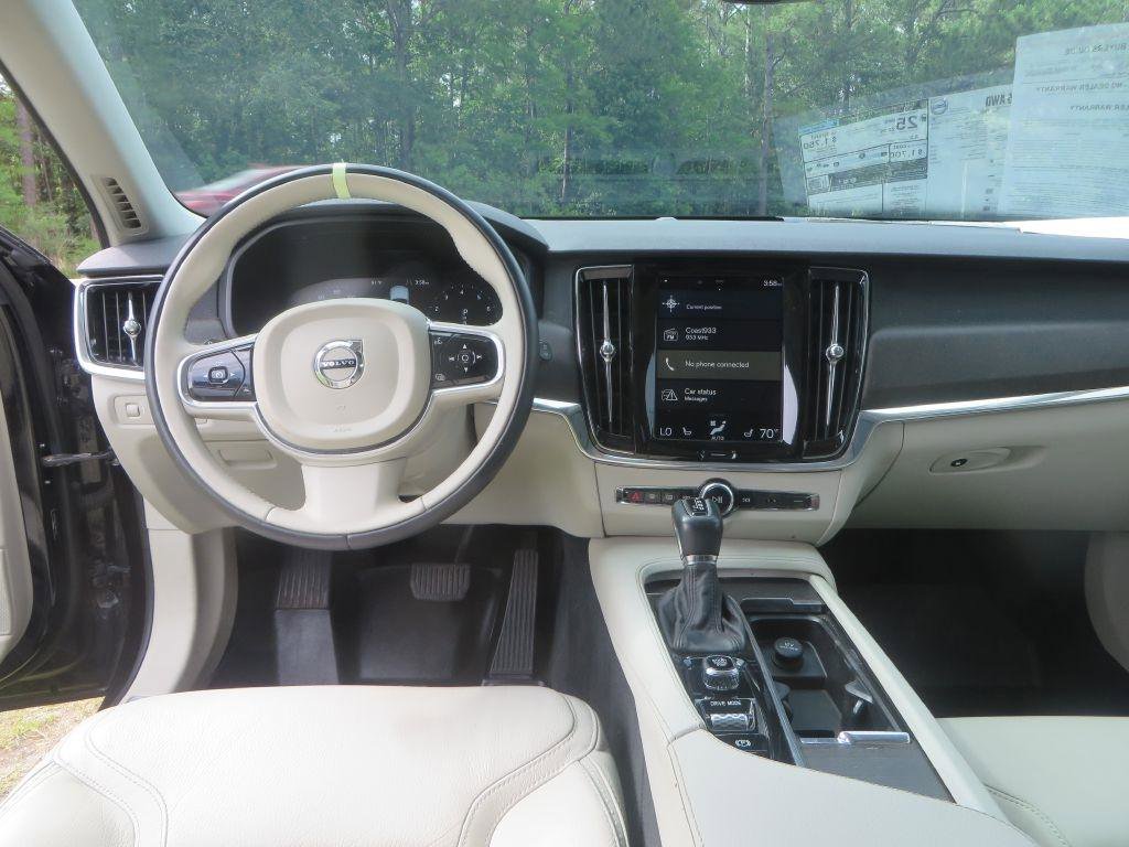 Used 2018 Volvo V90 T6 Cross Country w/ Convenience Package AWD/4WD image 11