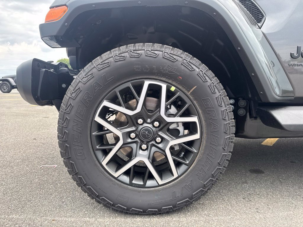 New 2027 Jeep Wrangler Unlimited Sahara AWD/4WD image 10