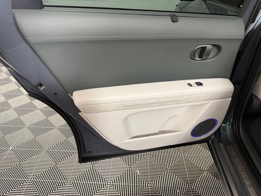 Used 2025 Hyundai Ioniq 5 Limited RWD image 29